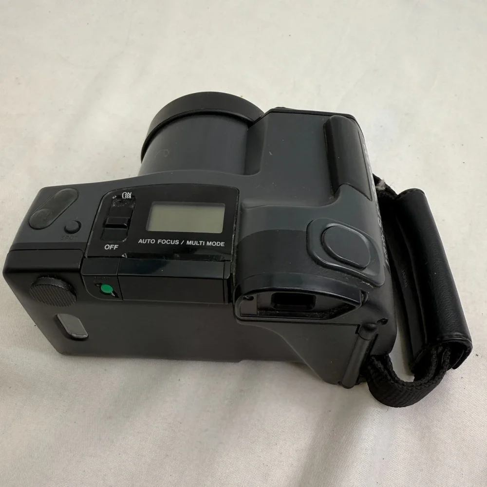Olympus Infinity Super Zoom 300 bridge film camera, 38-105mm zoom lens